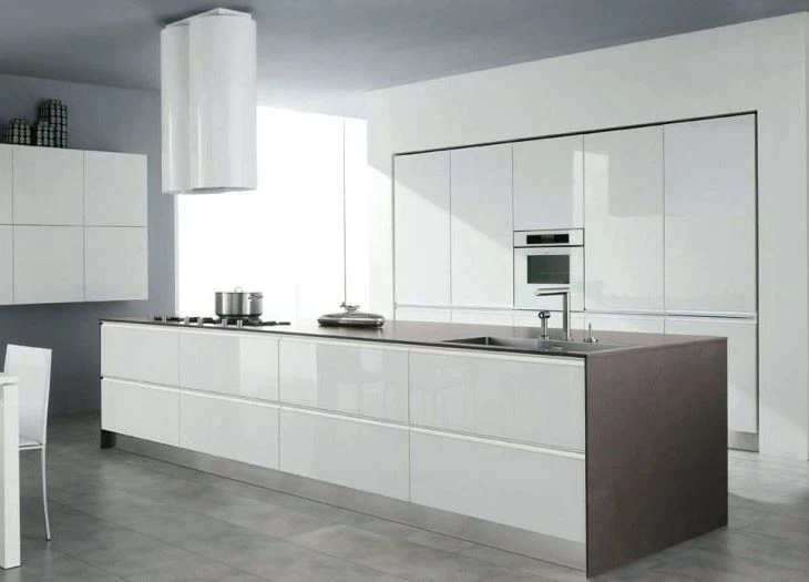 Piano Lacuqer Kitchen Cabinet
